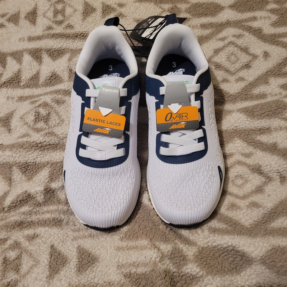 Avia Kids White and Blue Memory Foam Size 3 Sneakers
